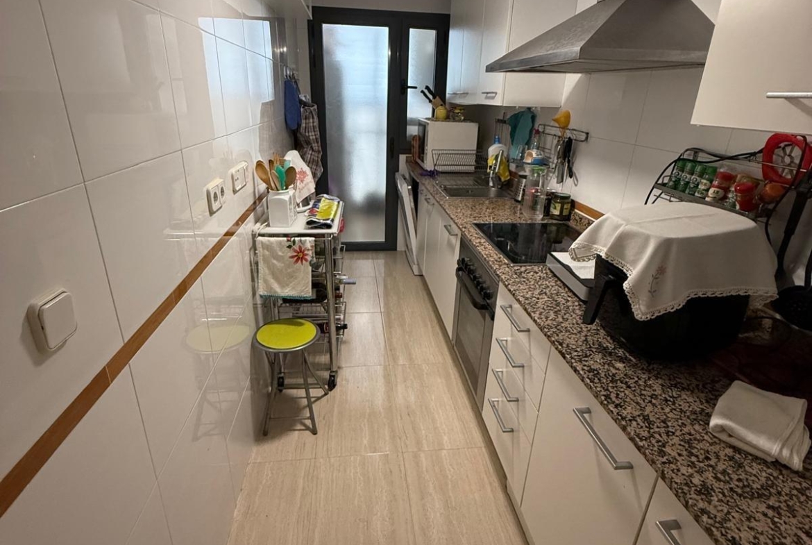 Ático Dúplex con Solárium Privado y Vistas a la Cala de Finestrat