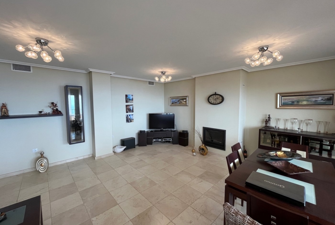 ALTEA HILLS EXCLUSIVE FLAT FOR SALE WITH SEA VIEWS
