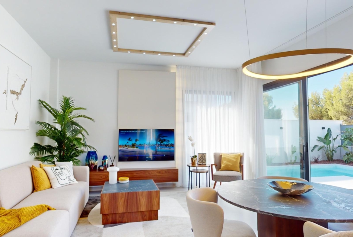 Detached modern villas placed in Roda Golf, Murcia