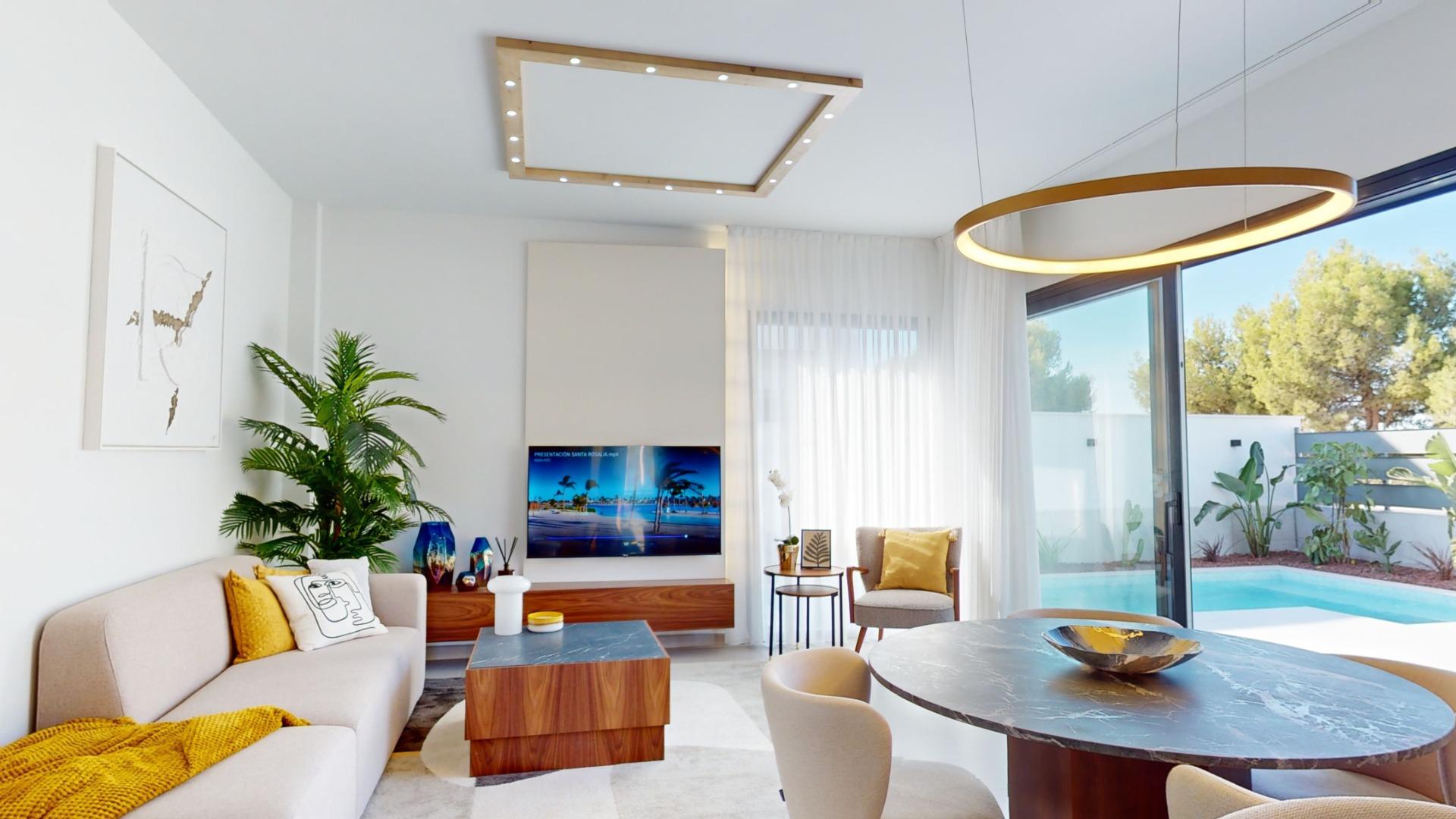 2-11-72 Detached modern villas placed in Roda Golf, Murcia