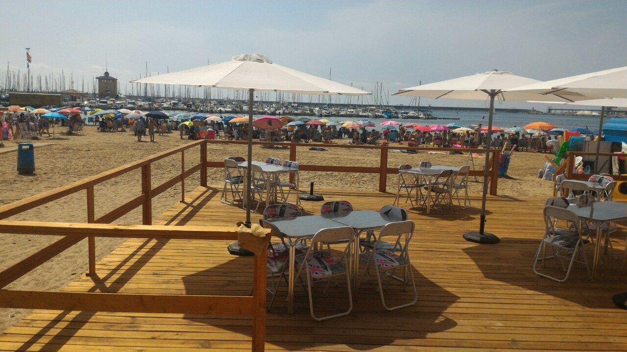 RESTAURANTE EN TORREVIEJA EN LA PRIMERA LINEA DE PLAYA