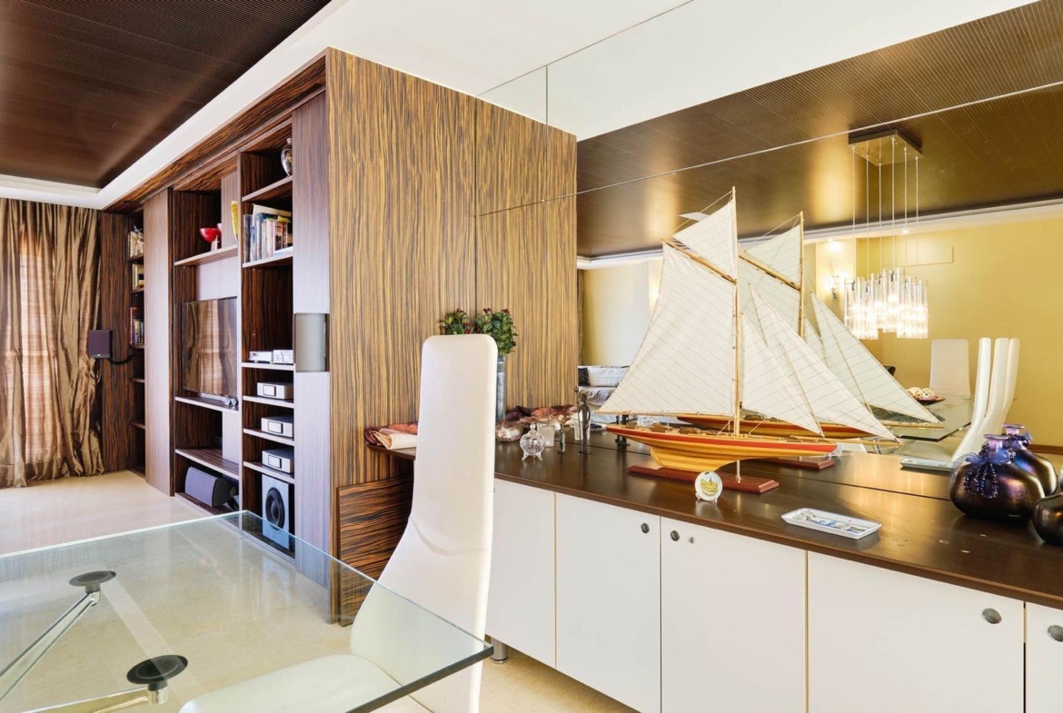 Luxury PENTHOUSE in the TORREVIEJA THEATER SQUARE