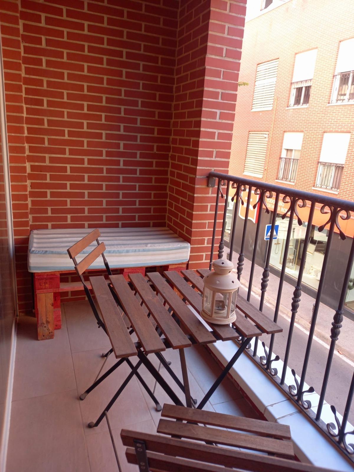Amplio y Moderno Apartamento en el Corazón de San Juan, Alicante