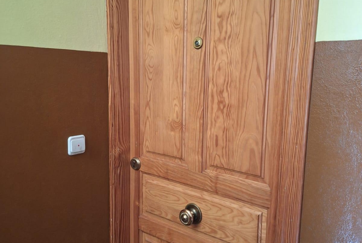 Económico piso en Alfaraz