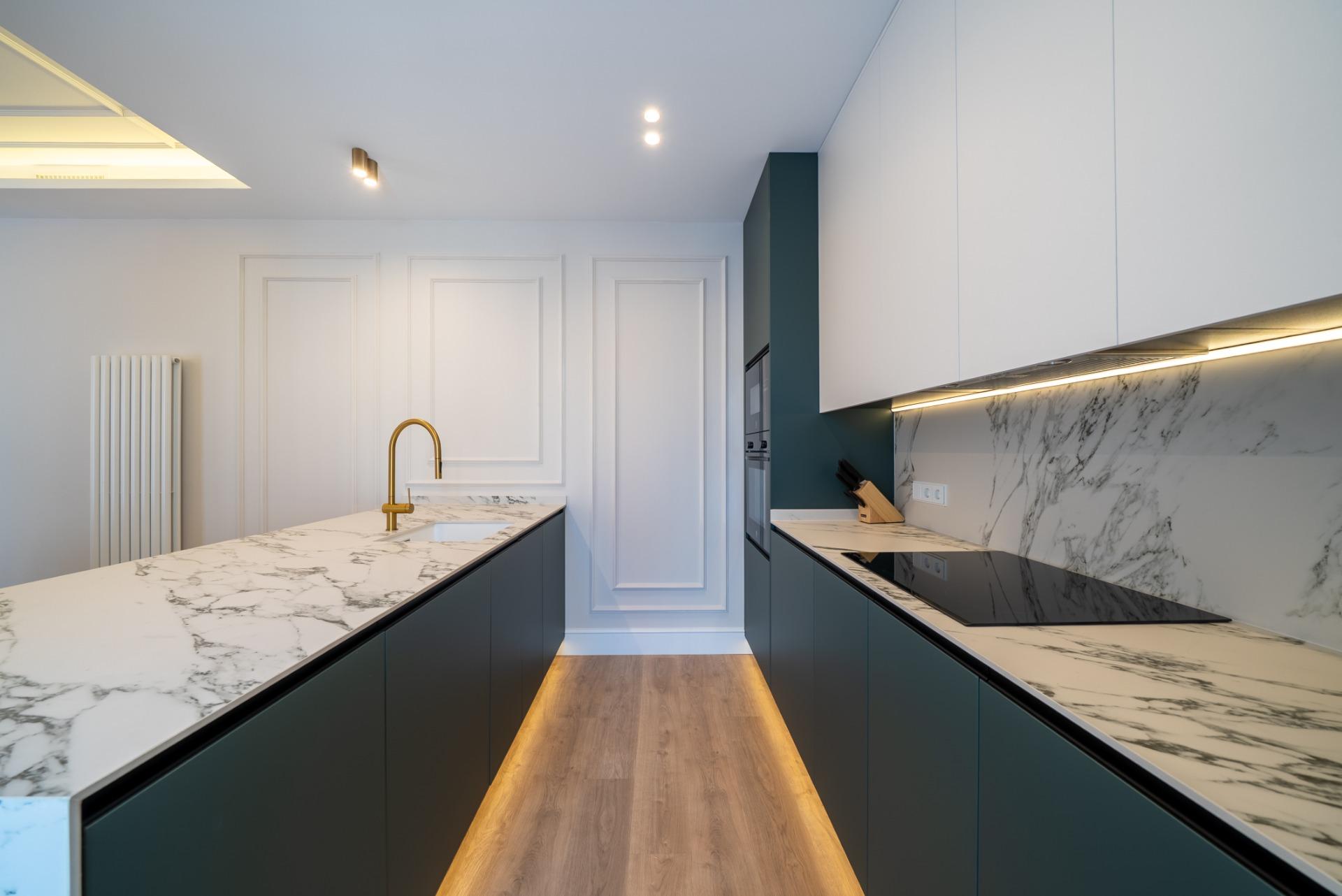 ELEGANT REFURBISHED APARTMENT IN RECOLETOS NEIGHBORHOOD, MADRID