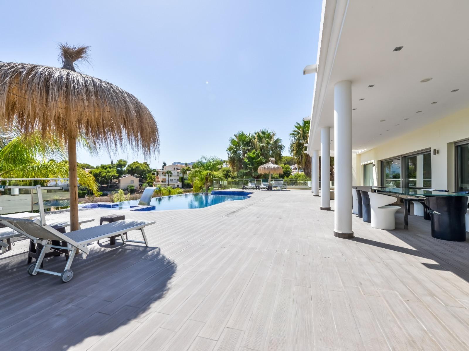 Modern and Luxurious Villa with Sea Views in Benissa 🌊