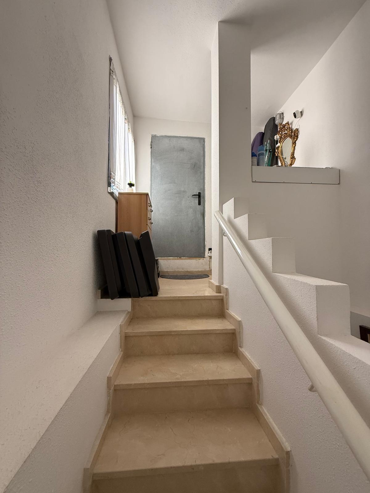 2-12-337 Ático Dúplex con Solárium Privado y Vistas a la Cala de Finestrat
