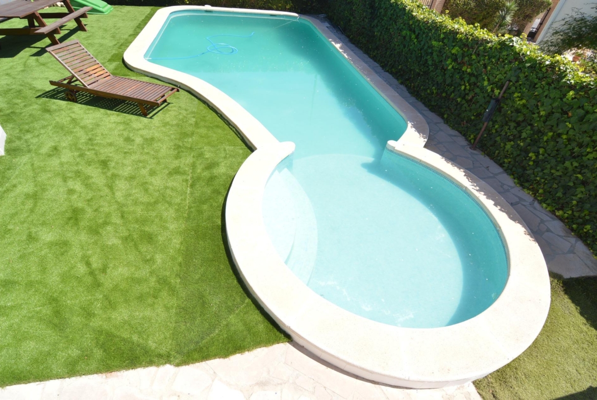 Spectacular renovated villa in urbanization Torreta Florida