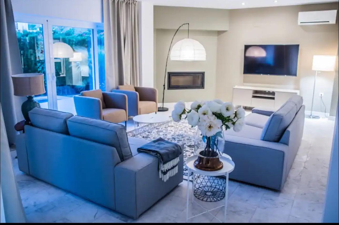 Luxury Villa in the central area of Albir