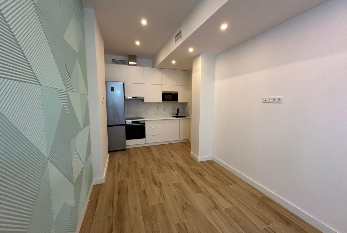Amplio y luminoso apartamento en zona céntrica de Alicante