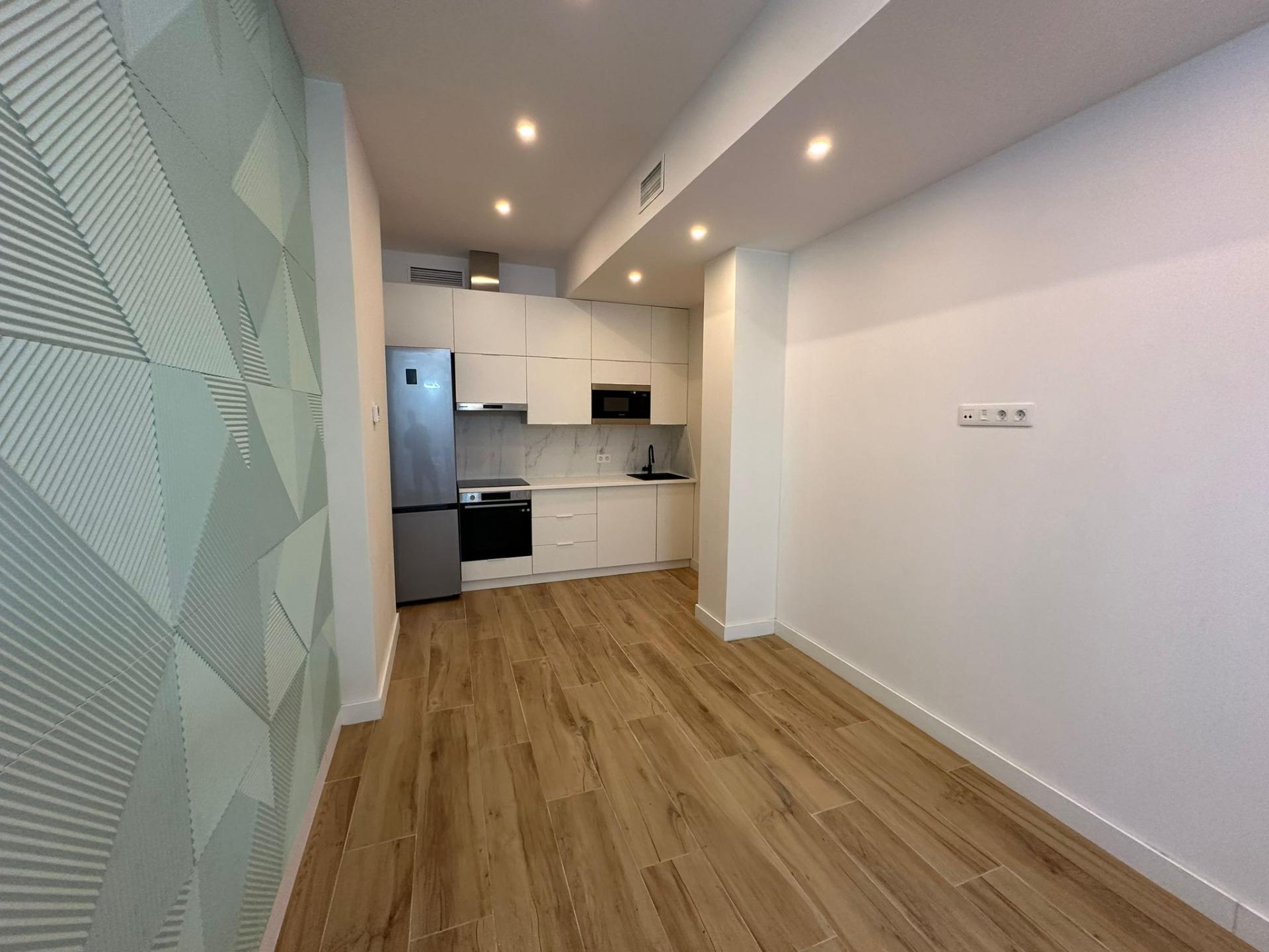 Amplio y luminoso apartamento en zona céntrica de Alicante