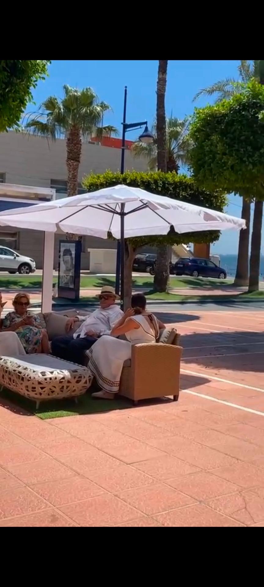 HOTEL CON RESTAURANTE EN VENTA.