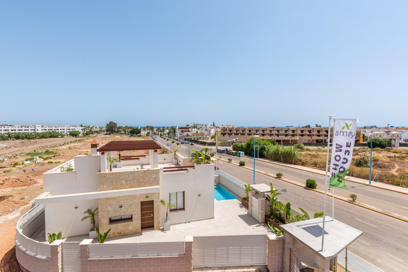 OBRA NUEVA EN VERA PLAYA. VILLA LAGUNA AZUL. 230M2 PARCELA. 3 DORM. 3 BAÑOS.