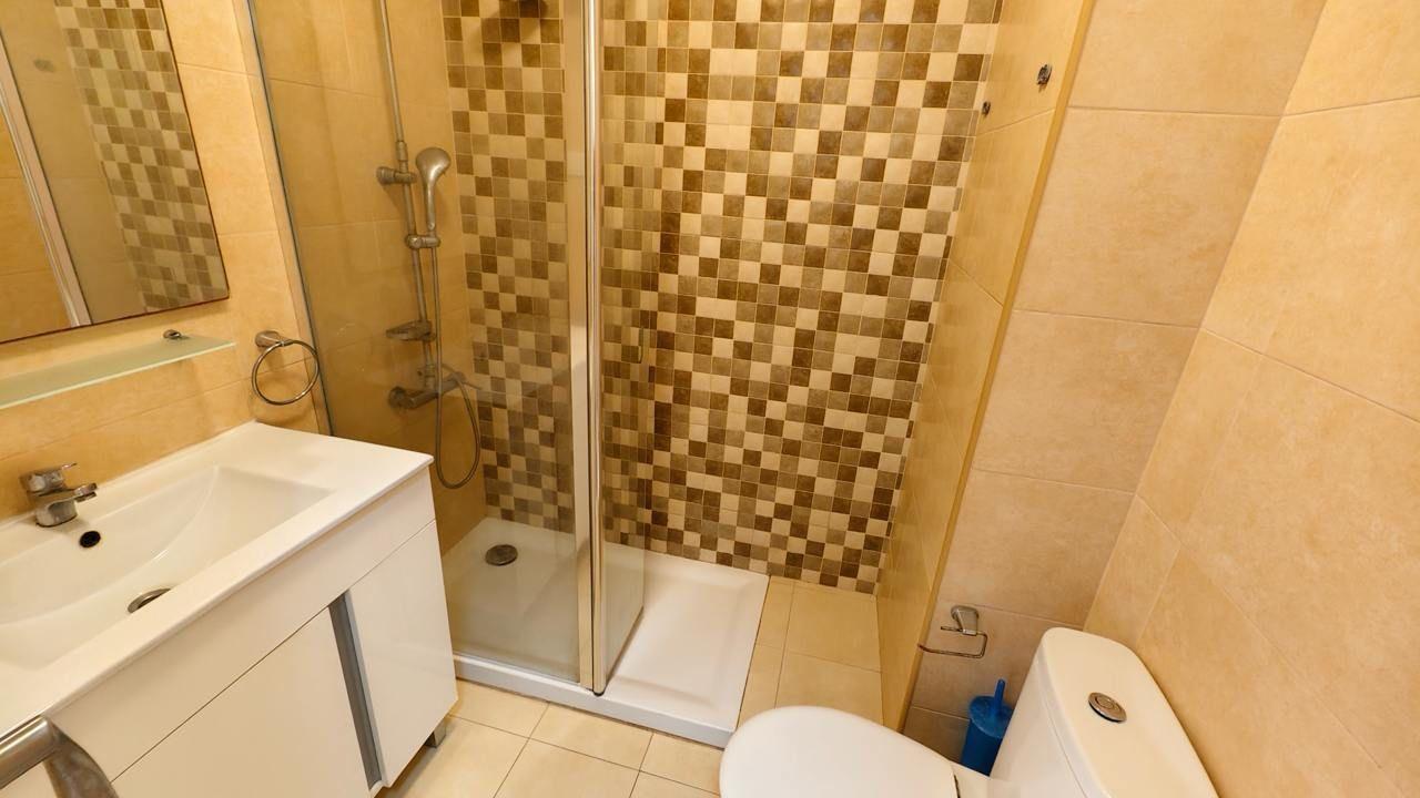 APPARTAMENTO A 300 METROS DE PLAYA CON 3 DORM. 2 BAÑOS CON SUPERFICIE DE 108 M2.