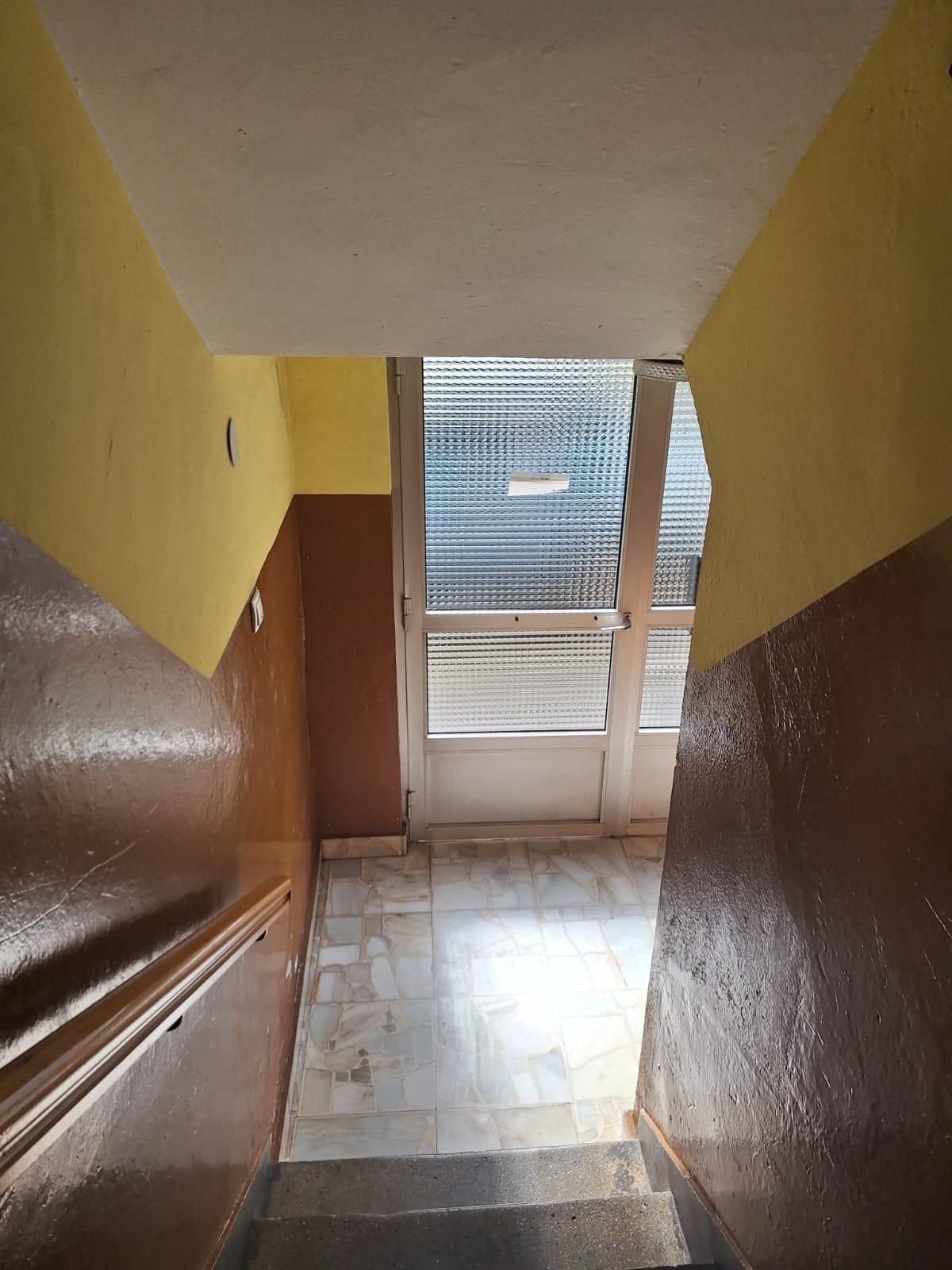 Económico piso en Alfaraz