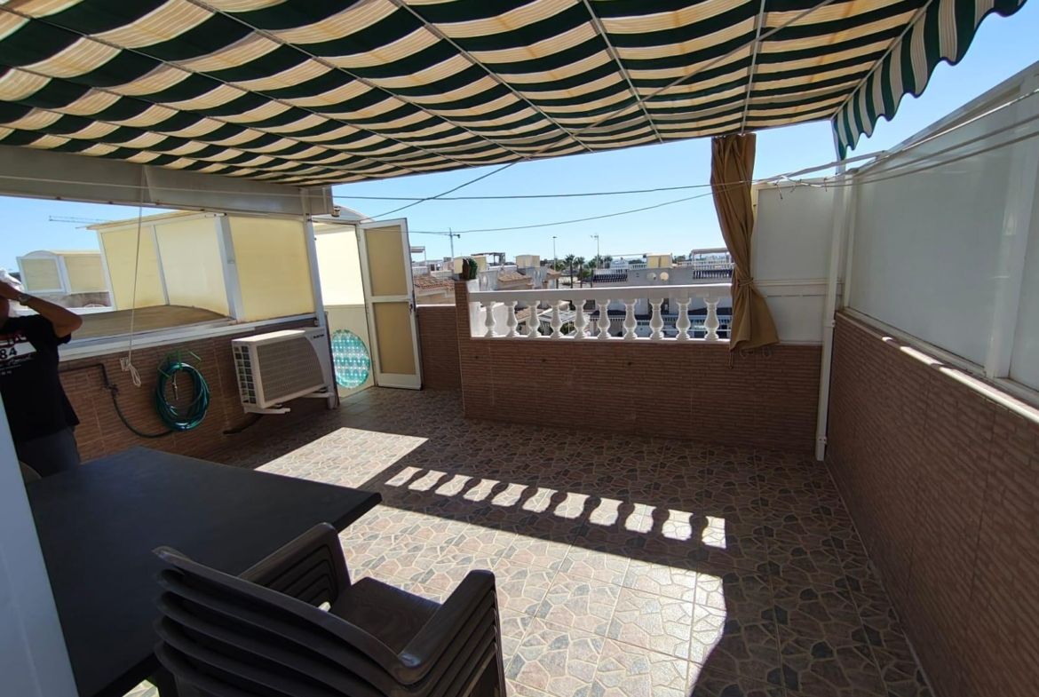 BUNGALOW 2 DORMITORIOS AGUAS NUEVAS, PISCINA COMUNITARIA 199.900€