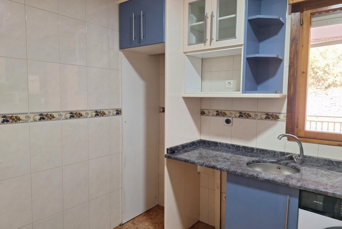 Amplio piso para entrar a vivir en Mieres