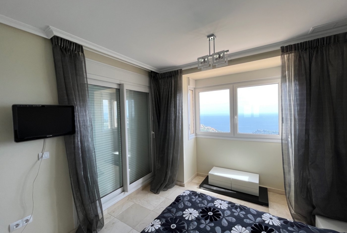 ALTEA HILLS EXCLUSIVE FLAT FOR SALE WITH SEA VIEWS