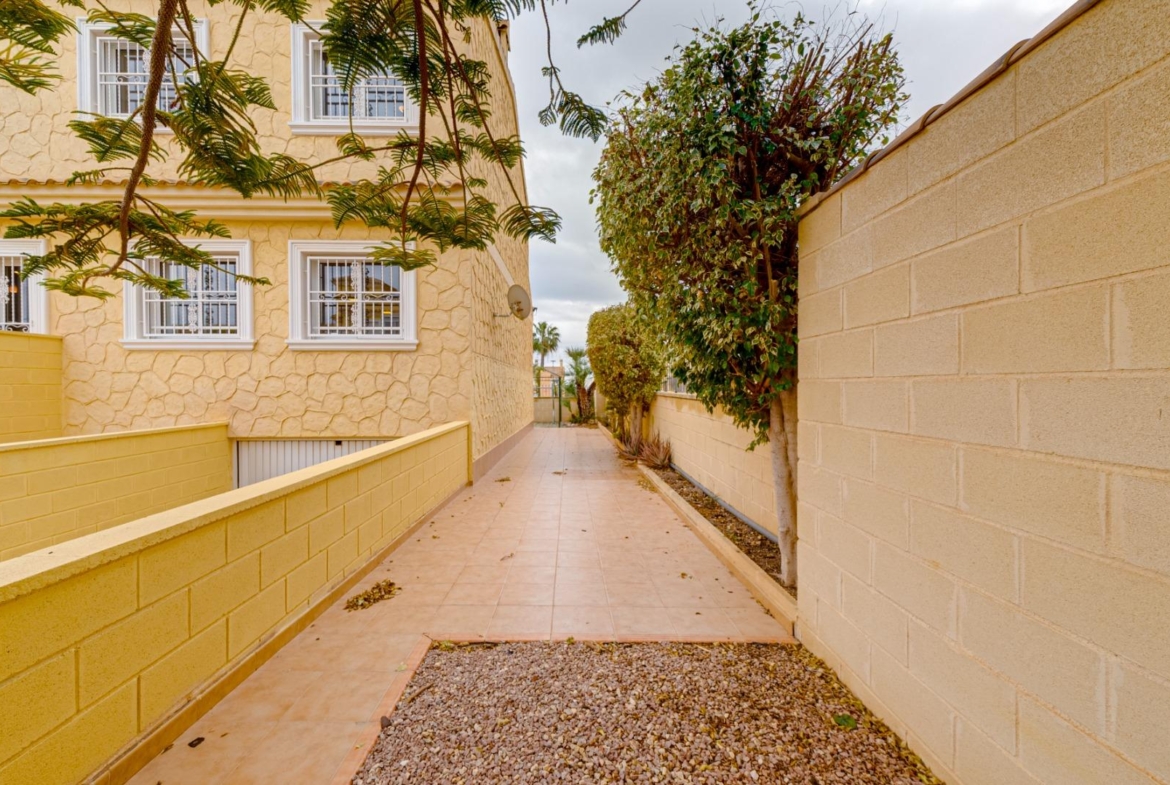 Large corner semi-detached house with sea views,