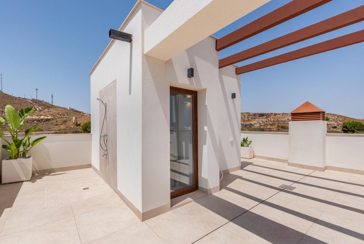 OBRA NUEVA EN VERA PLAYA. VILLA LAGUNA AZUL. 230M2 PARCELA. 3 DORM. 3 BAÑOS.