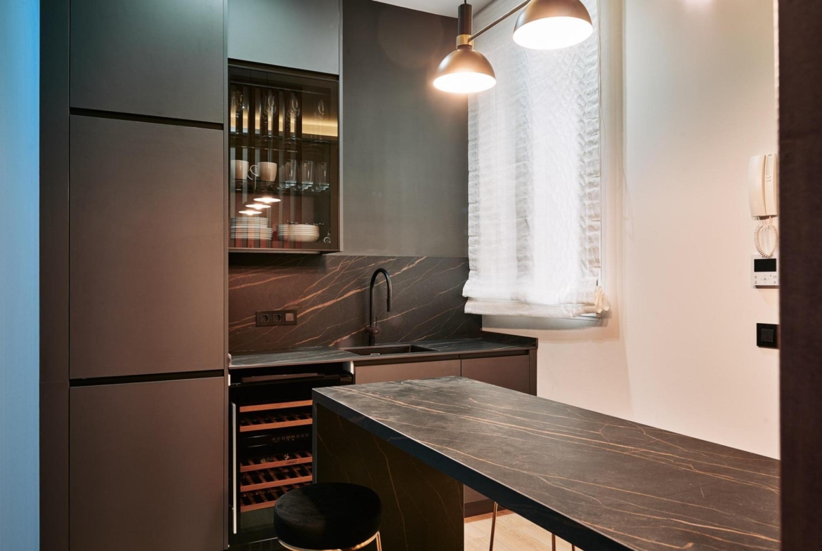 EXCLUSIVE BRAND NEW RENOVATED APARTMENT IN THE CENTER OF MADRID