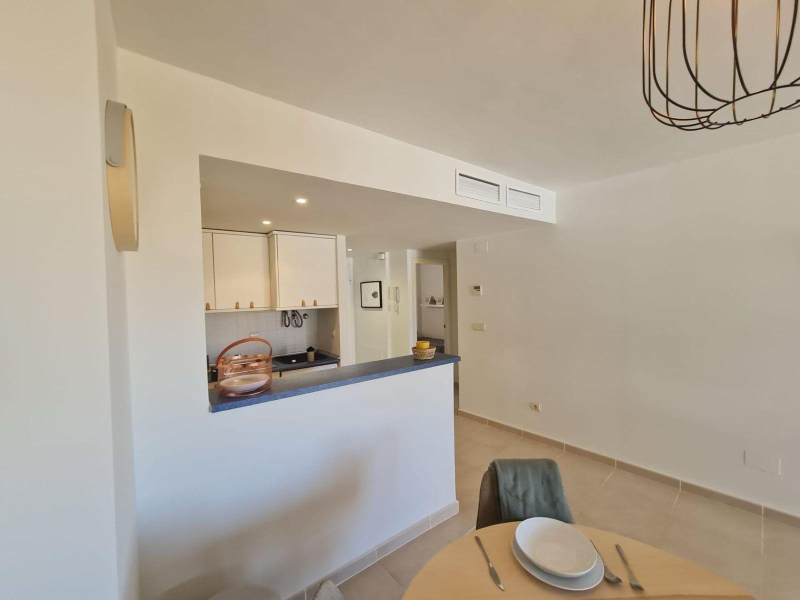 APATAMENTO CON PARKING+PISCINA EN ORIHUELA COSTA. 2 DORM. 2 BAÑOS. 85 M2.