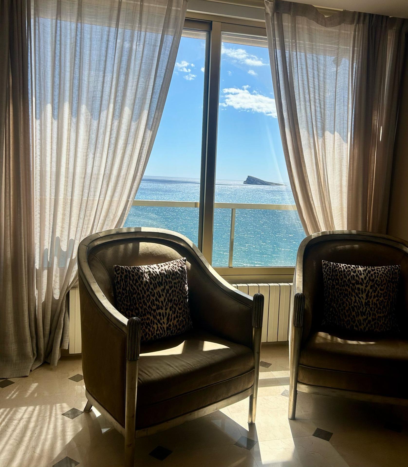 🏖️ Luxury Apartment on the Levante Beachfront – Dreamy Views 🌅