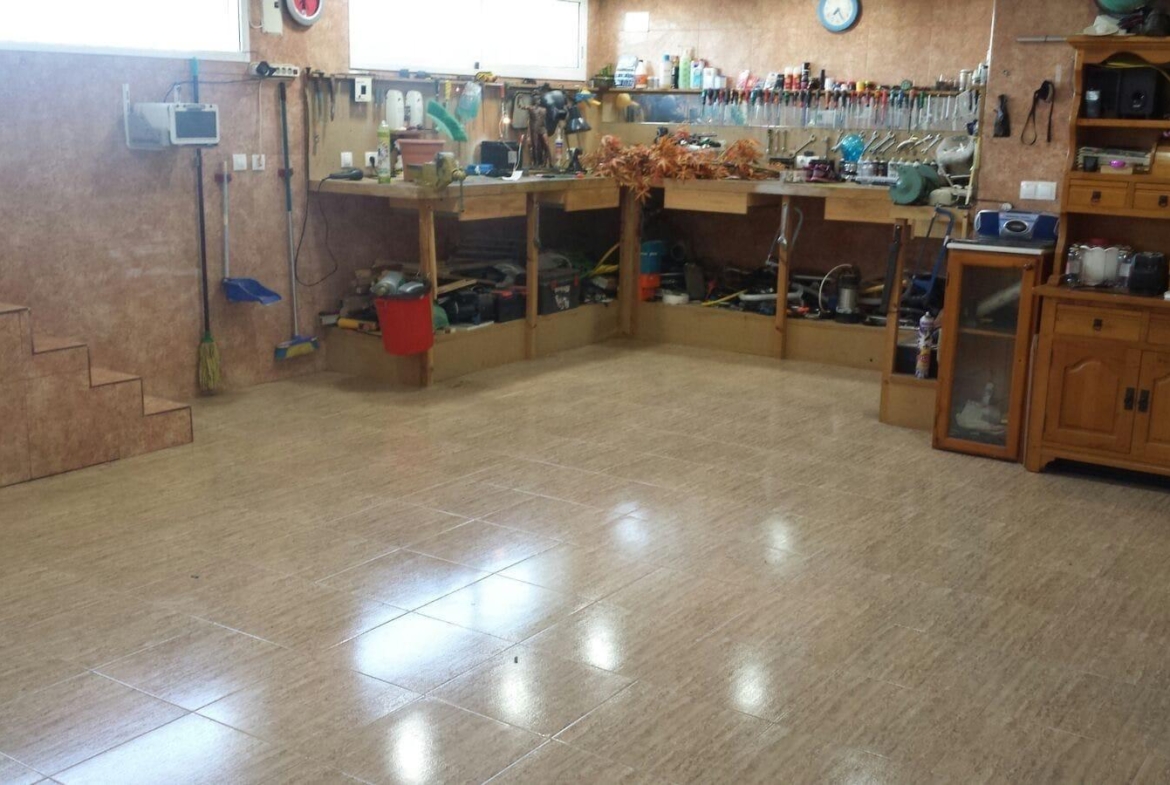 Villa de lujo en Picassent — Urbanización El Pinar 3