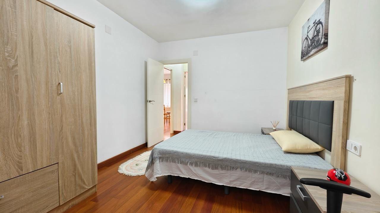 APPARTAMENTO A 300 METROS DE PLAYA CON 3 DORM. 2 BAÑOS CON SUPERFICIE DE 108 M2.
