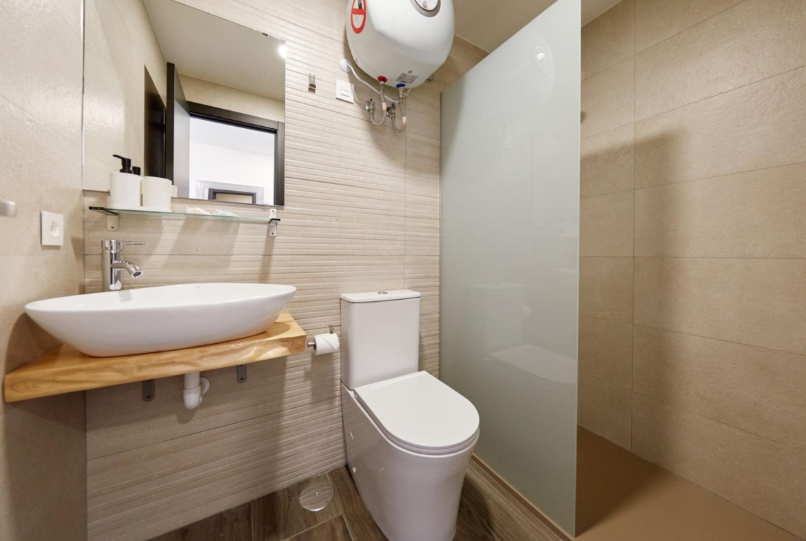 Magnífico Hotel Reformado en Cabo Huertas: IDEAL PARA INVERSORES