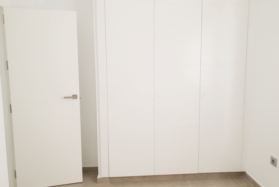 NEW BUILD VILLAS IN PINAR DE CAMPOVERDE