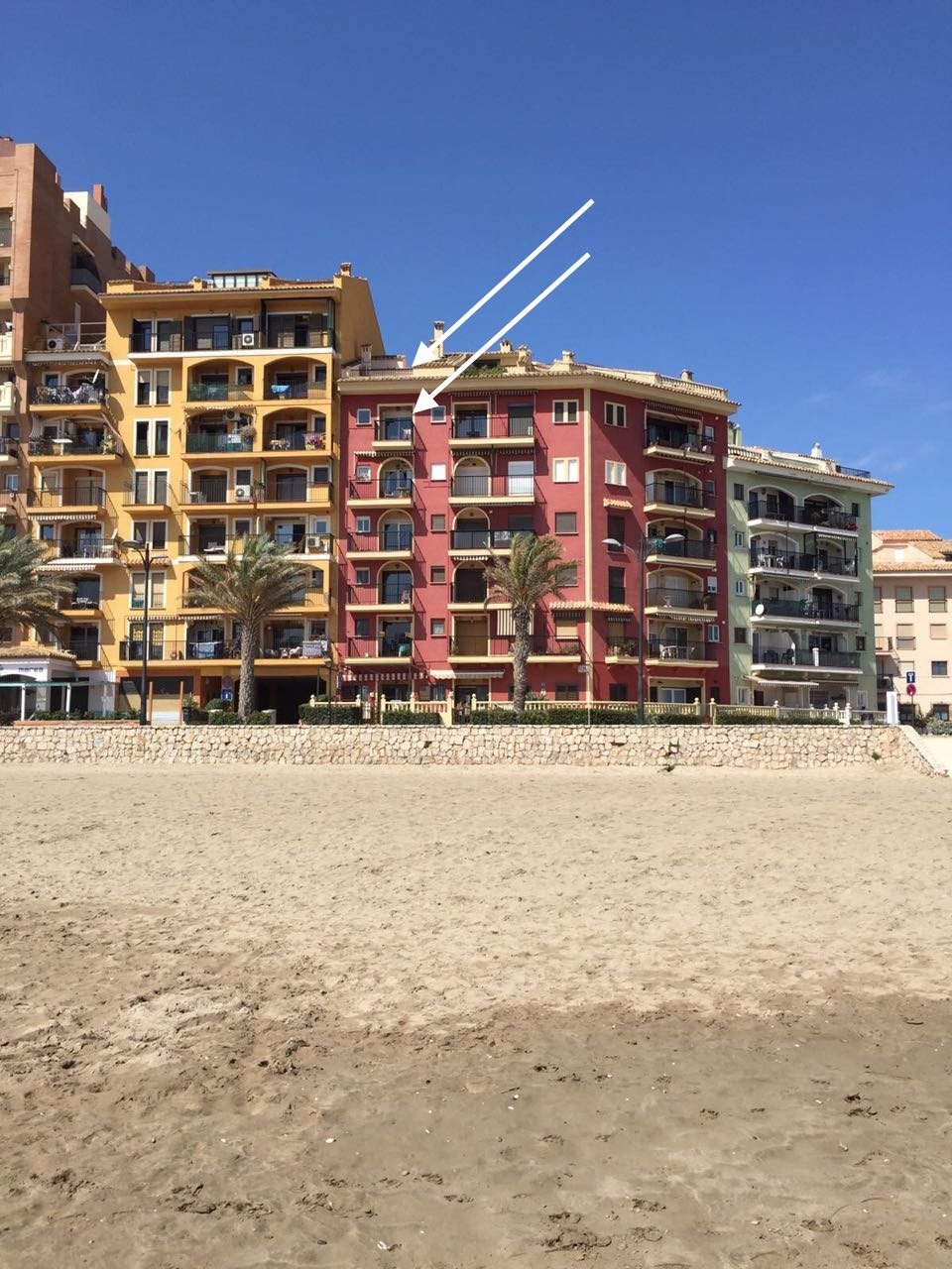 Duplex Penthouse in Front Line Beach