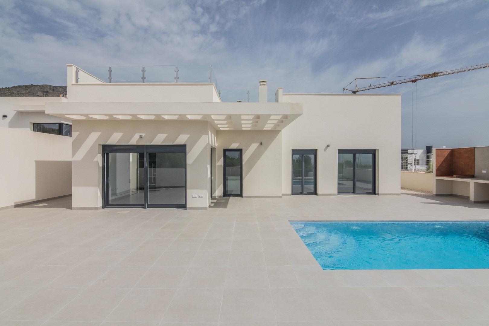 New construction villa with pool in Polop de la Marina