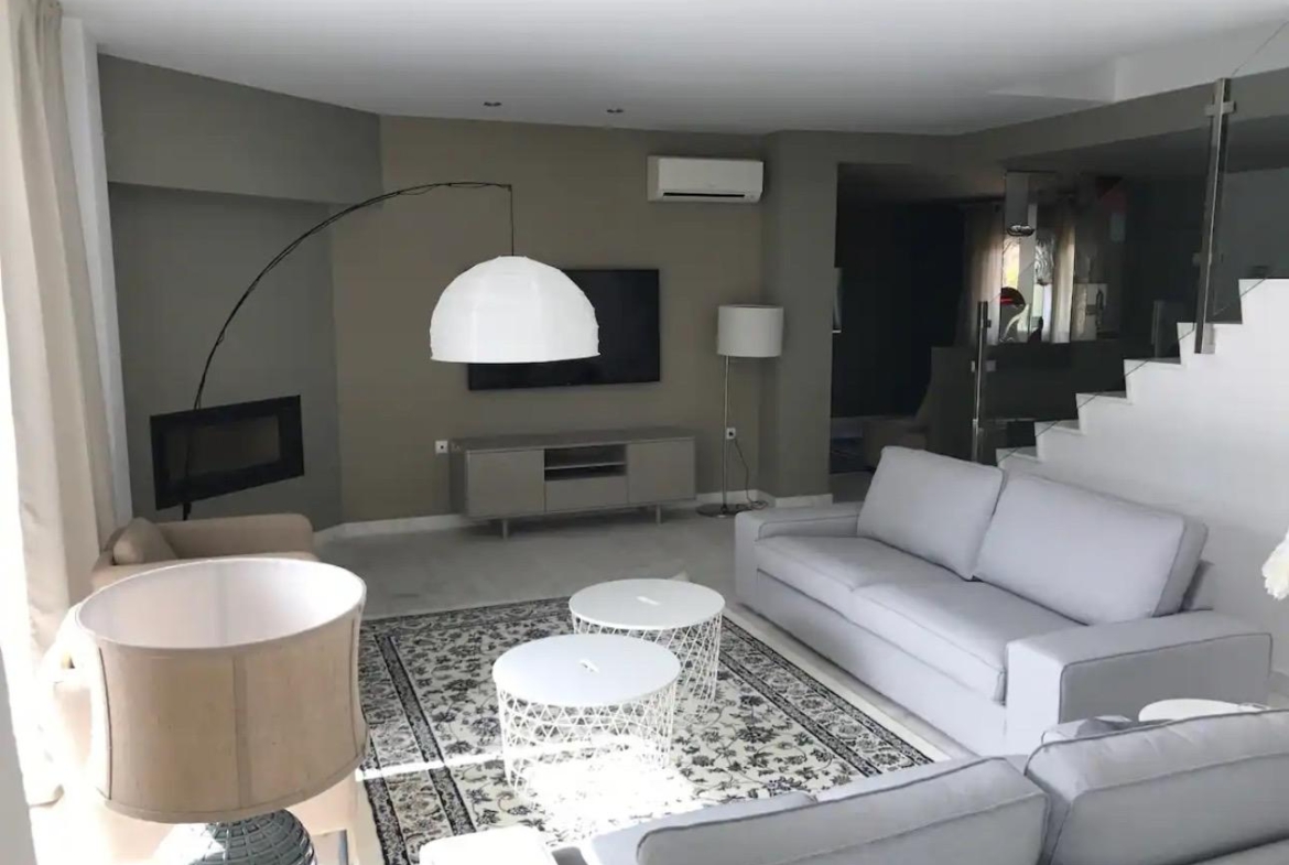 Luxury Villa in the central area of Albir