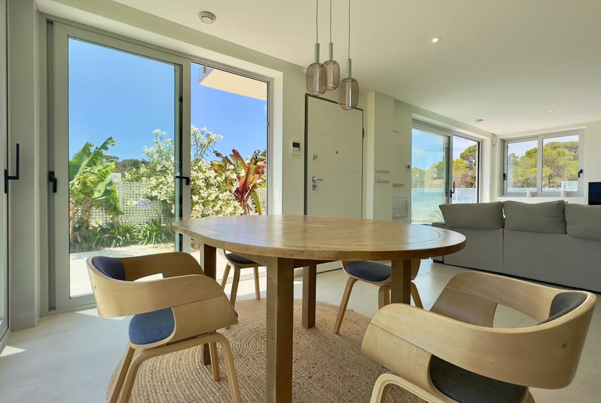 Grote villa op het balkon van Finestrat met uitzicht op de zee