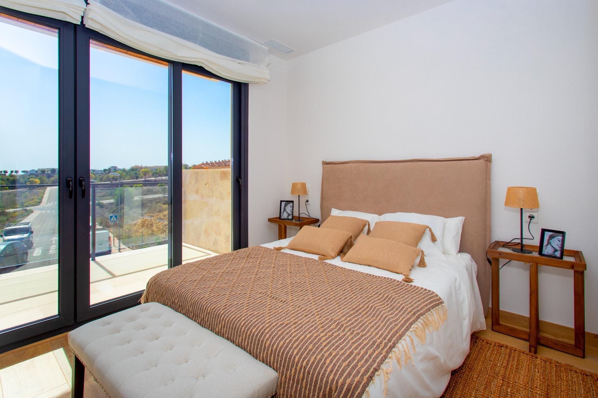 Exclusive Duplex House in Monforte del Cid – Ideal for Families