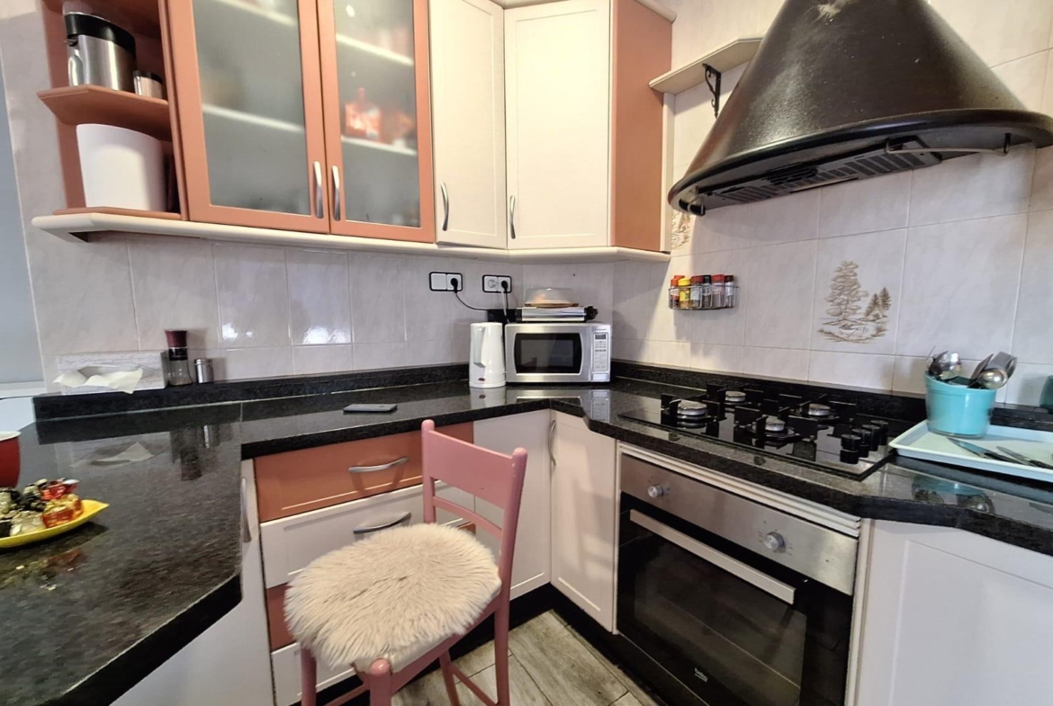 APPARTEMENT IN CAROLINAS ALTAS – BOULEVARD DEL PLA