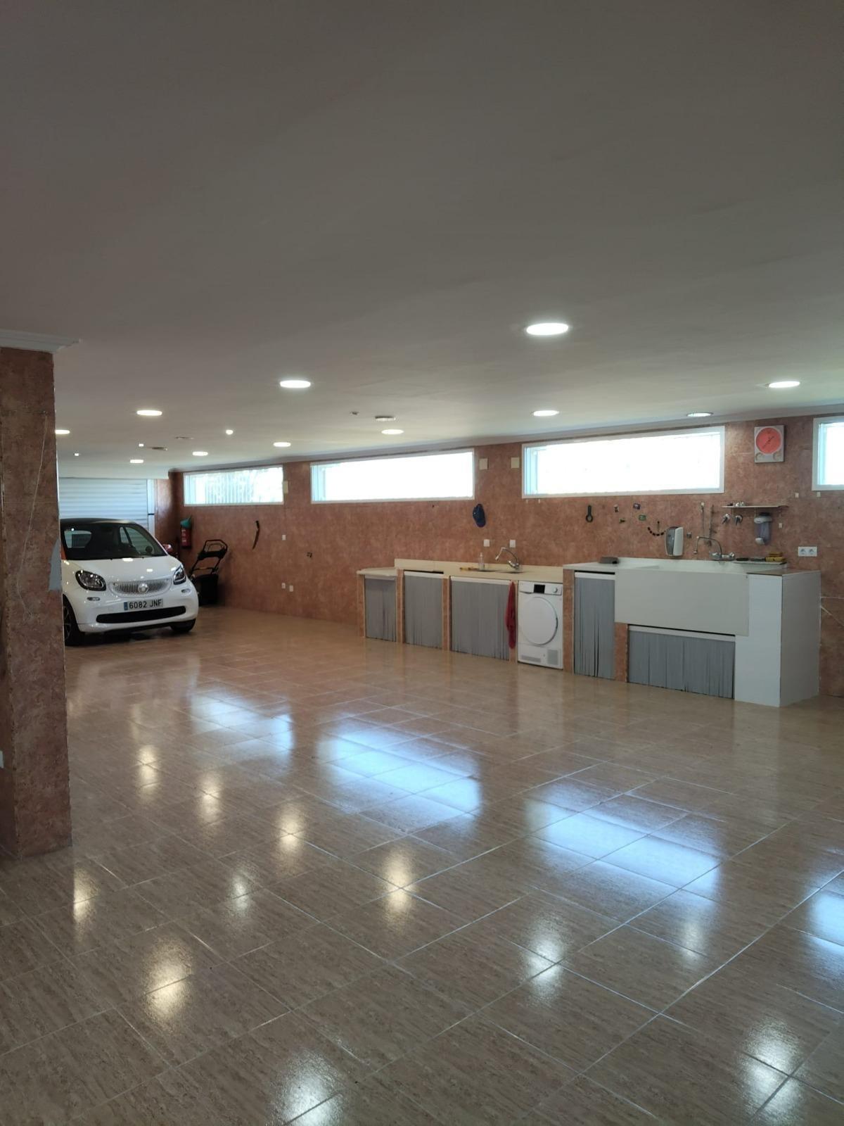 2-15-153 Villa de lujo en Picassent — Urbanización El Pinar 3