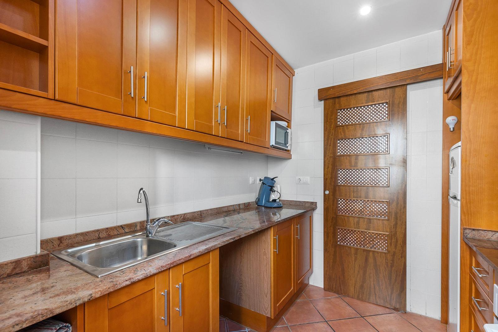 2-15-189 ATÍCO EN PUNTA PRIMA CON SOLARIUM PRIVADO DE 40 M2. 2 DORM. 2 BAÑOS. PISCINA COMUNITARIA.