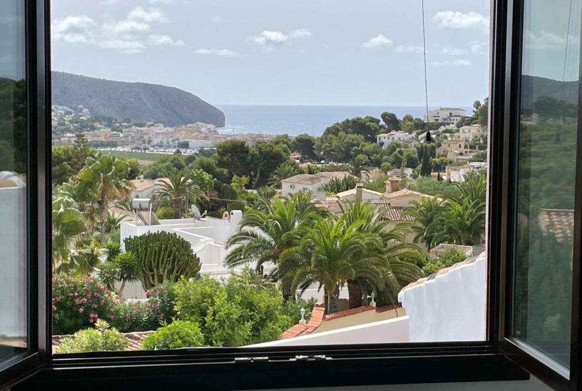 Exclusieve villa met uitzicht op zee in Moraira (Costa Blanca, Alicante)