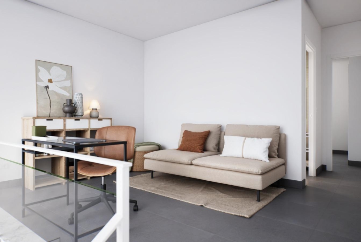 NEW WORK IN GRAN ALACANT. TOWNHOUSES WITH GARDEN AND PRIVATE SOLARIUM OF 27 M2. 2 BEDROOMS. 2 BATHROOMS. COMMUNITY POOL. VISION MODEL