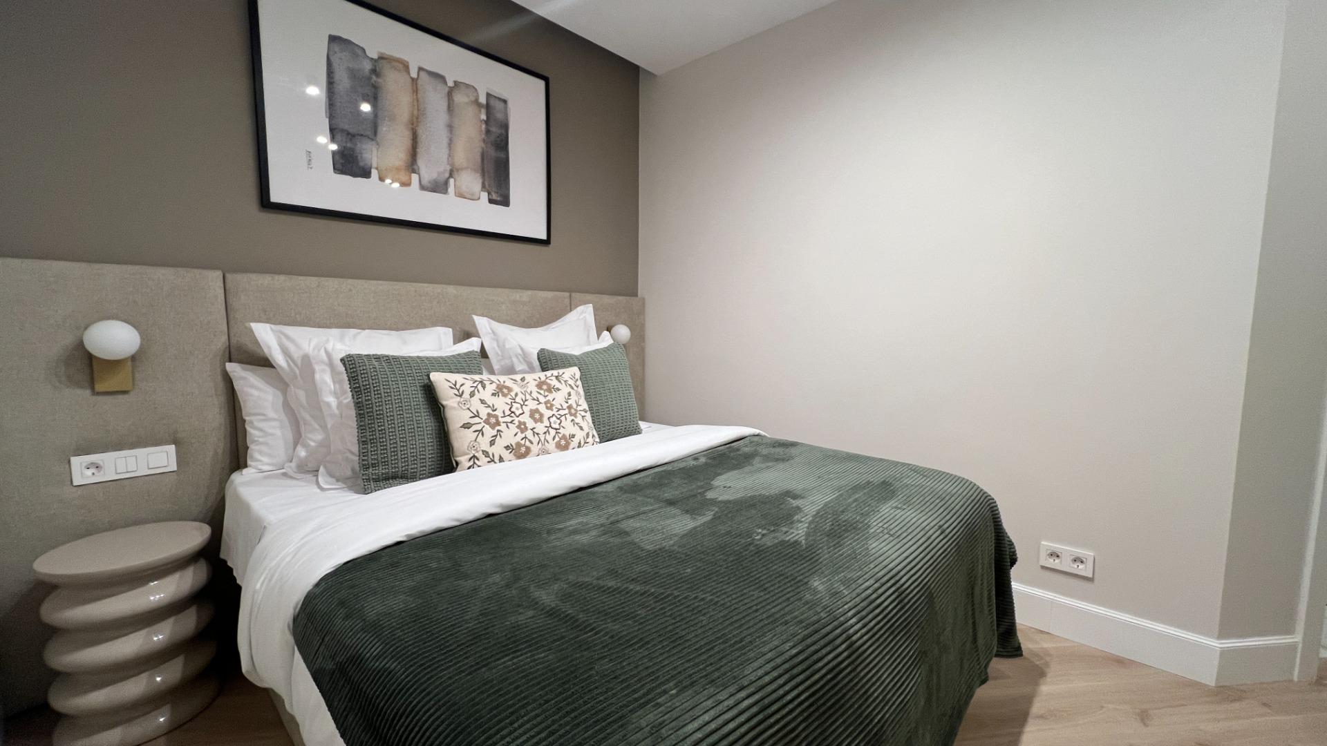 ELEGANT FULLY RENOVATED LUXURY APARTNEMT IN LISTA, MADRID