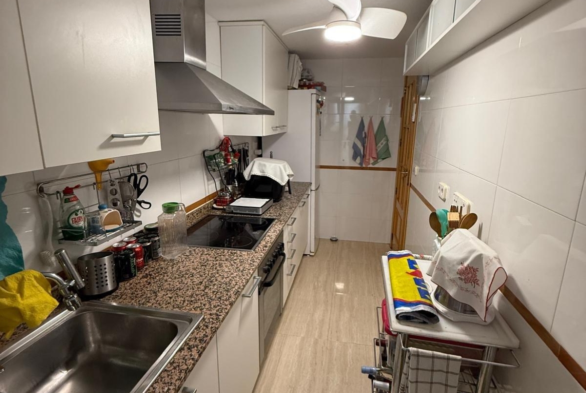 Ático Dúplex con Solárium Privado y Vistas a la Cala de Finestrat