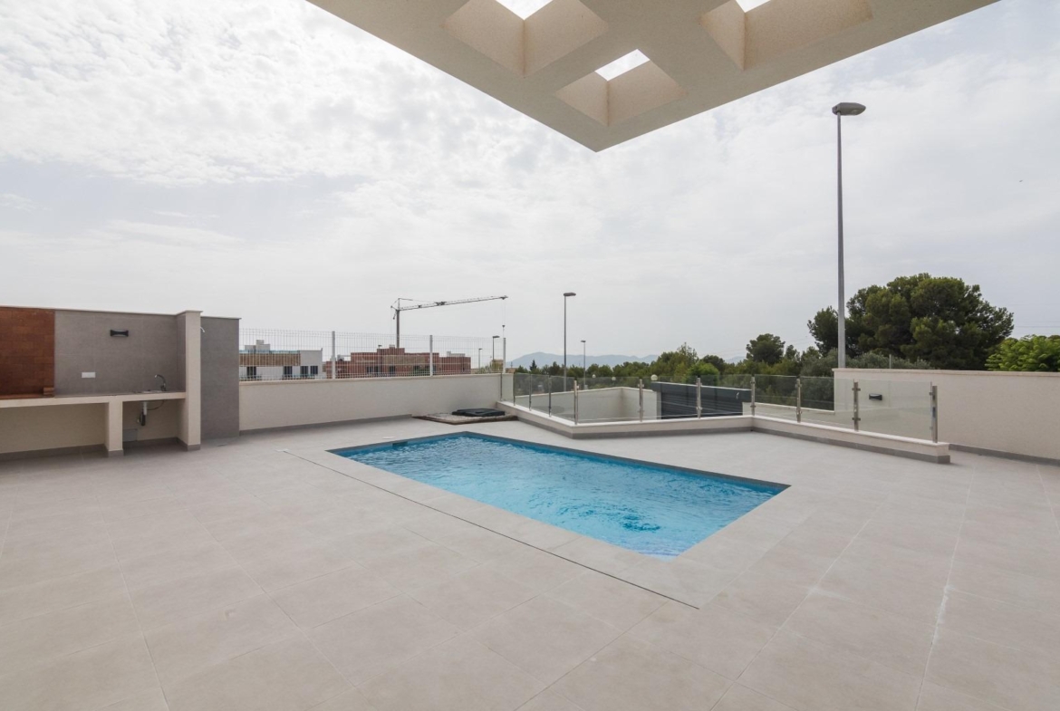 New construction villa with pool in Polop de la Marina