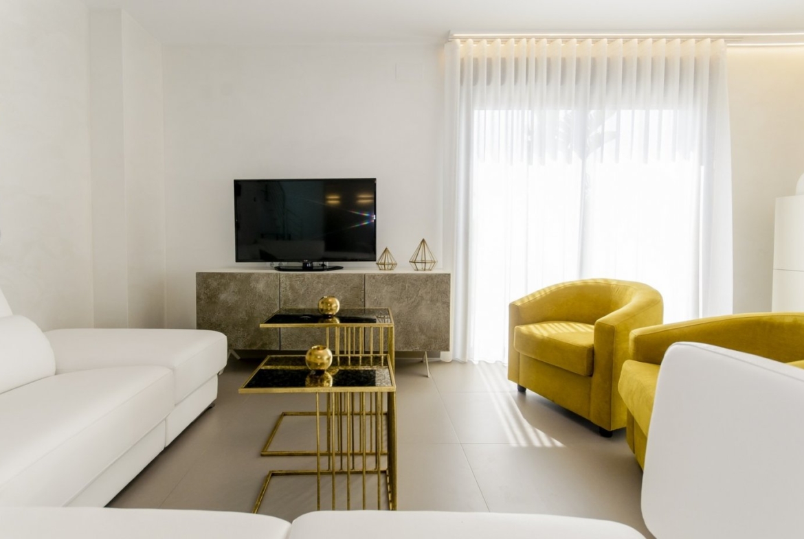 NEW CONSTRUCTION VILLAS 250 m FROM THE BEACH IN CAMPOAMOR