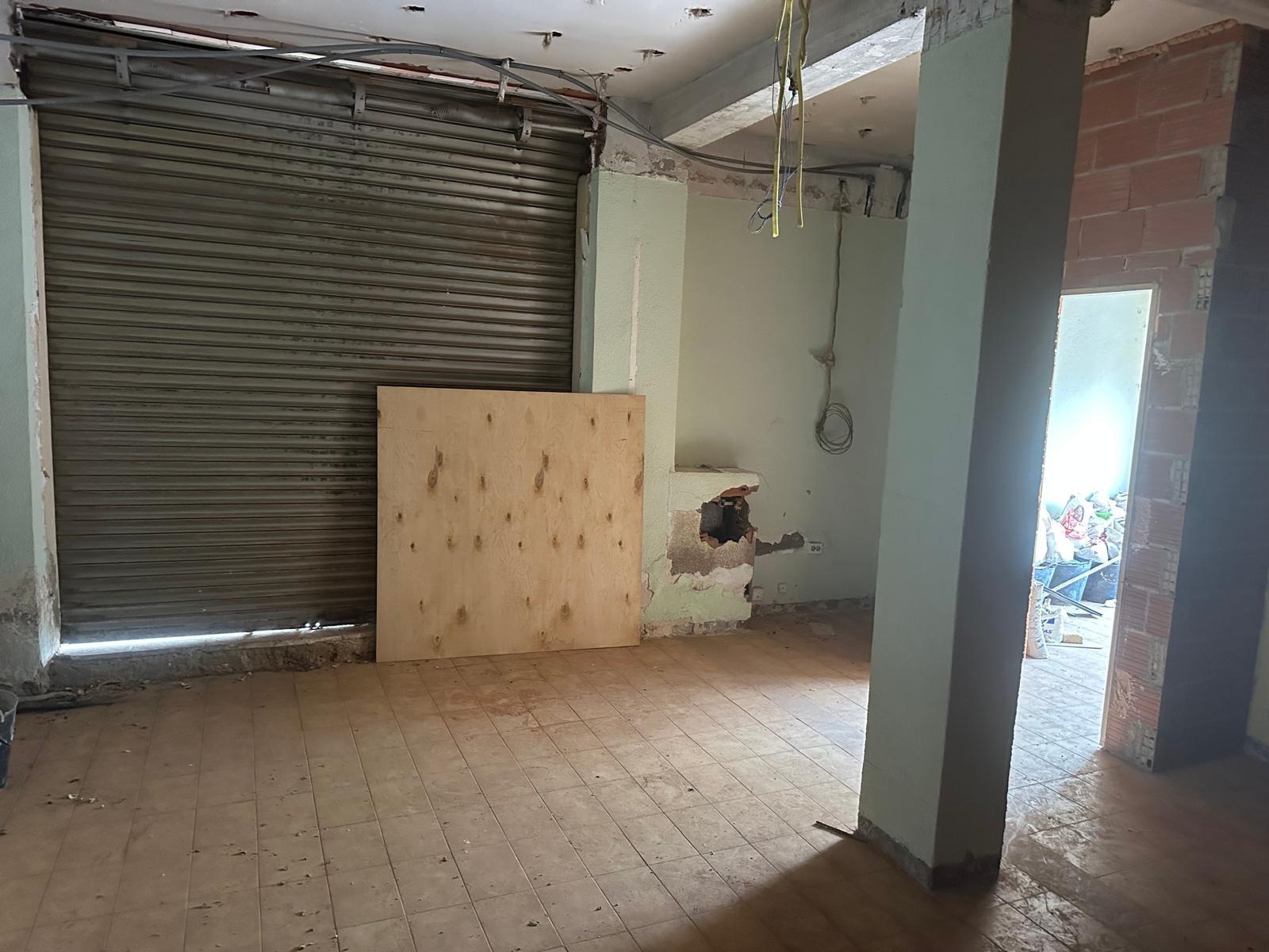 2-16-135 Premises for renovation in Alicante