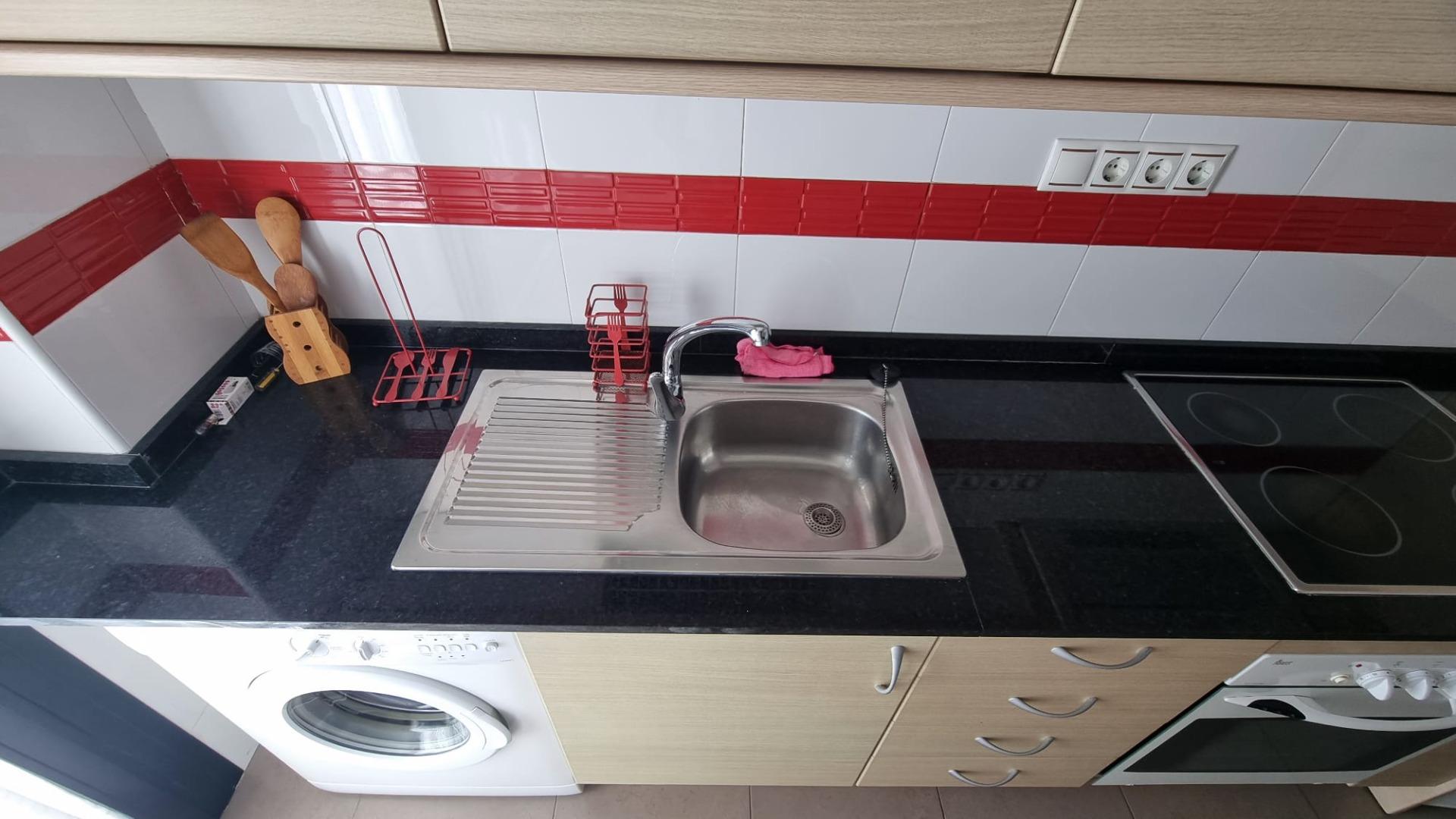 Elegante piso en cetro de Torrevieja + plaza de parking incluido !