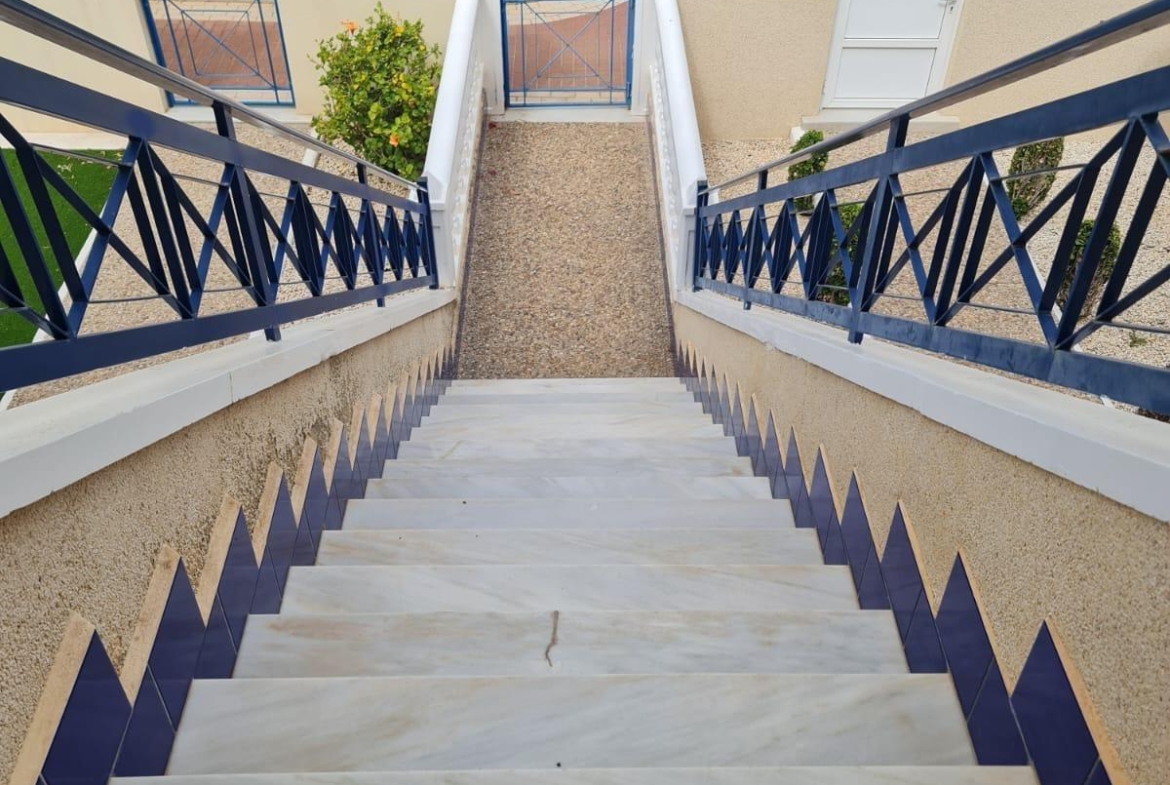 BUNGALOW PLANTA ALTA CON SOLÁRIUM EN ORIHUELA COSTA, ZENIAMAR I.