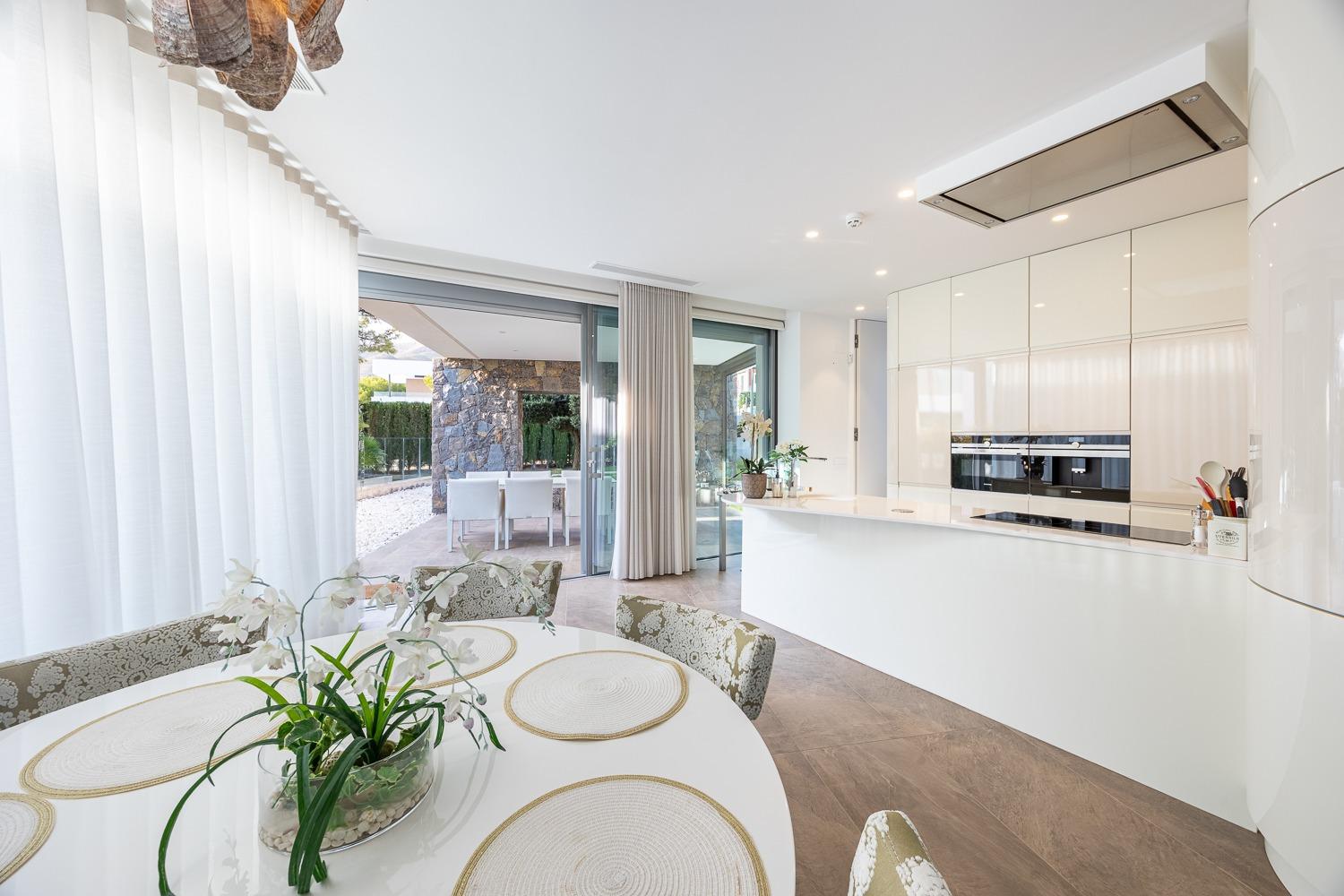 Stunning designer villa in Finestrat, where comfort meets contemporary elegance.