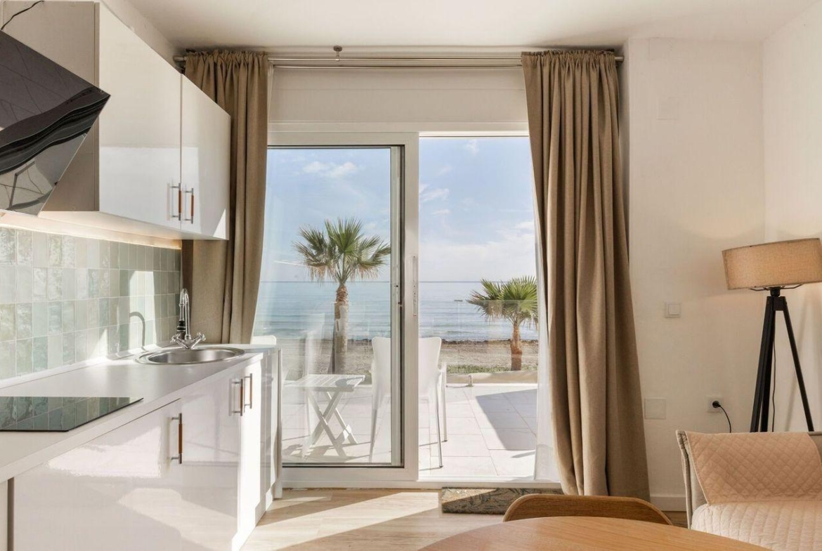 LUXURY VILLA OP HET ZAND IN CABO DE LAS HUERTAS